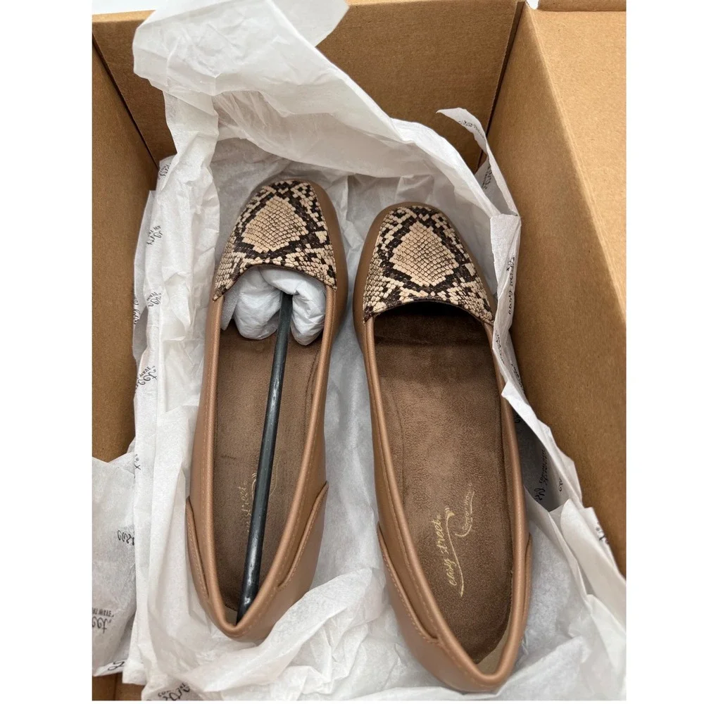 Easy‎ Street Womens Tan Snakeskin Print Loafers Flats 7W 31-5494